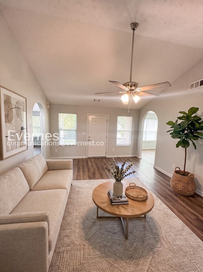 Photo - 3-Bed/2-Bath Home/ Pet Friendly/Available Now!