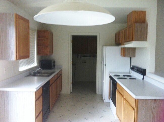 Foto del edificio - 401 Parkchester Dr