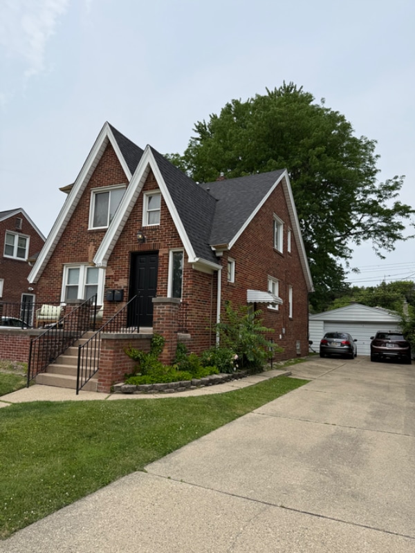 Building Photo - 122 W Houstonia Ave