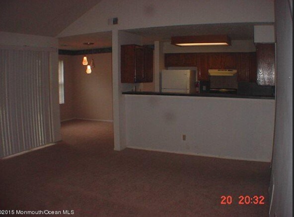 Building Photo - 622 Waters Edge Dr