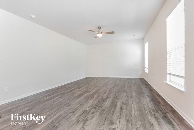 Building Photo - 507 Carronade Ct