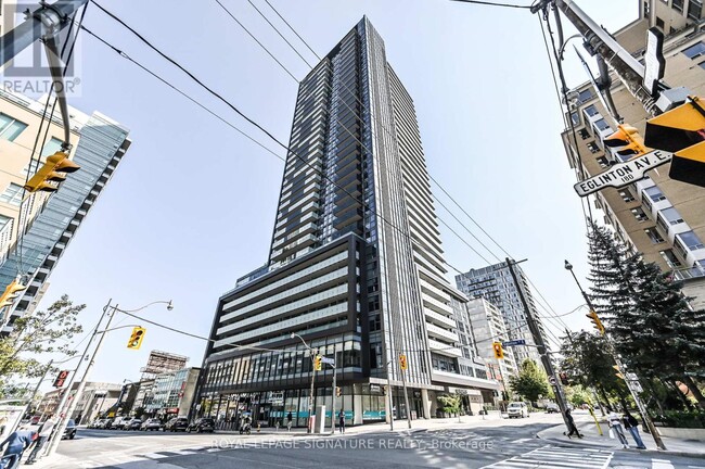 Building Photo - 125-125 Redpath Ave