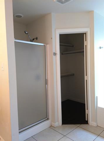 Foto del edificio - 1404 Summercrest Ln