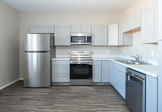 Building Photo - 247 US-550