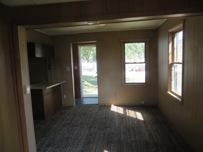 Building Photo - 4440 w billings