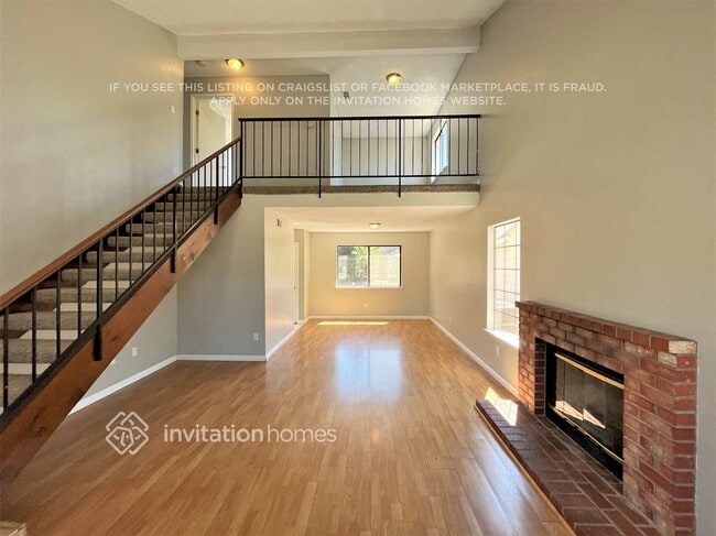 Building Photo - 3561 Binghamton Dr