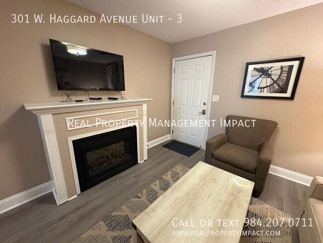 Foto del edificio - 301 W Haggard Ave