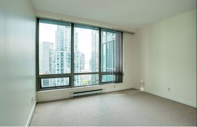 Photo du bâtiment - 1288 W Georgia St