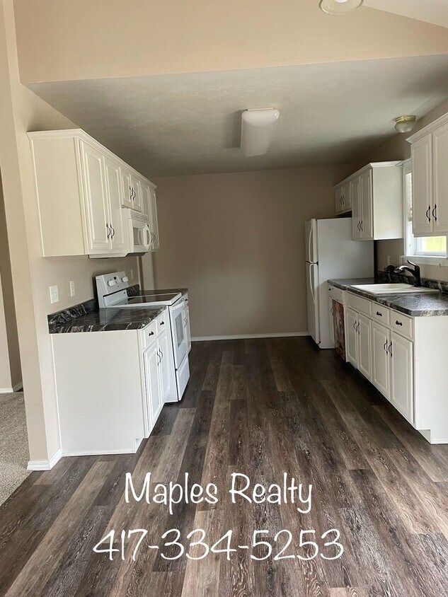 Primary Photo - 3 Bedroom, 2 1/2 Bathroom Patio Home in Wo...