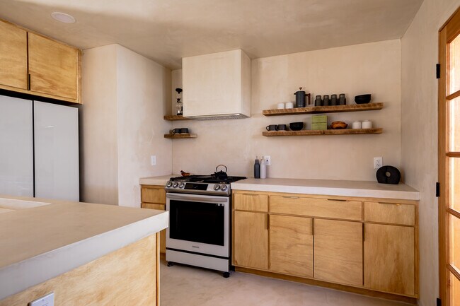 Foto del edificio - 61790 Morningside Rd