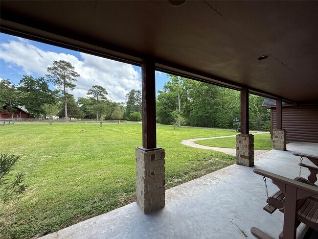 Foto del edificio - 2063 Apache Dr