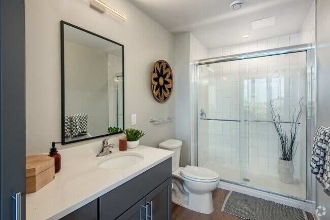 2HAB, 2BA - 1,082 ft² - EO Madison Yards