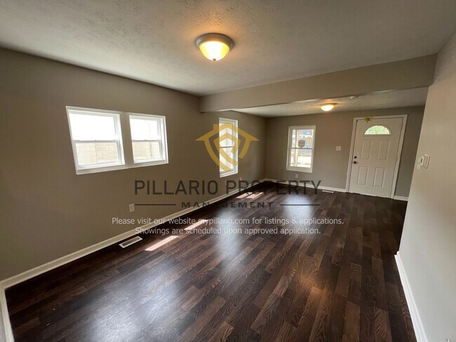 Foto del edificio - Updated 4 Bedroom 1 Bathroom in Garfield P...