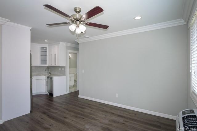 Building Photo - 105 Lincoln Ave