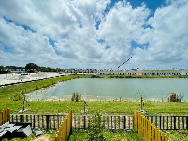 Foto del edificio - 17846 SW 358th St