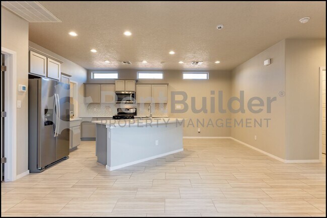 Foto del edificio - CALL TO SCHEDULE A SHOWING 505-808-6467