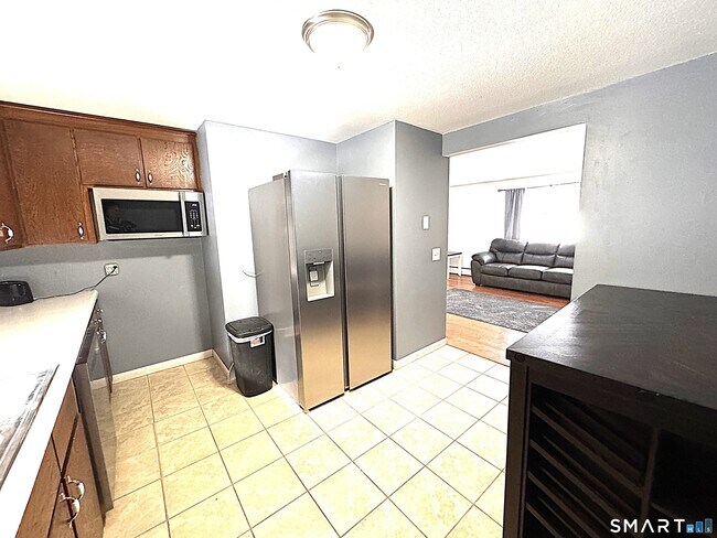 Foto del edificio - 270 S Windham Rd