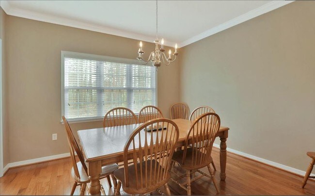 Foto del edificio - 8324 Shady Banks Dr