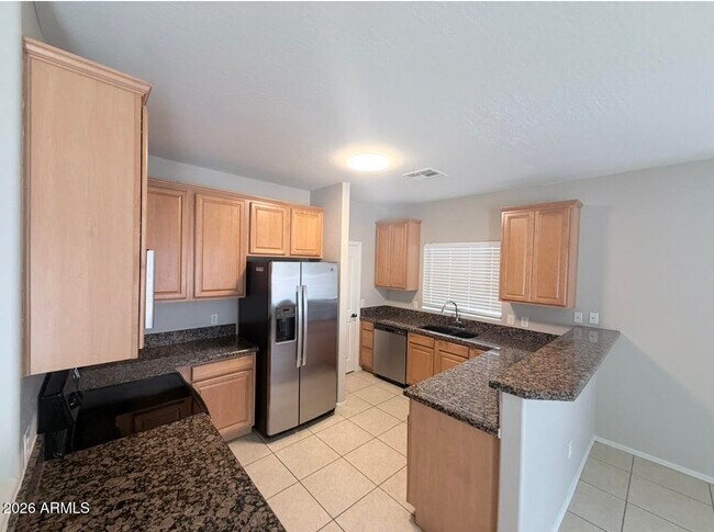 Building Photo - 1129 S 240th Dr