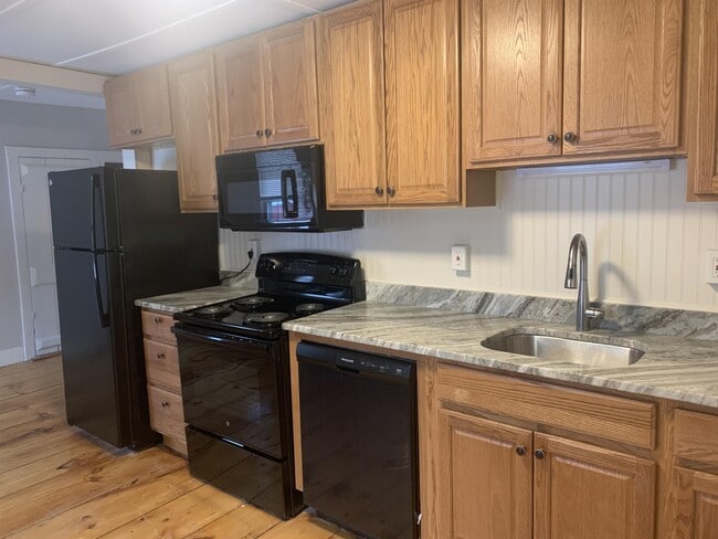 Photo - 190 Russell St Apartment