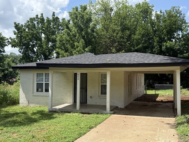 Building Photo - 540 Harahan Rd