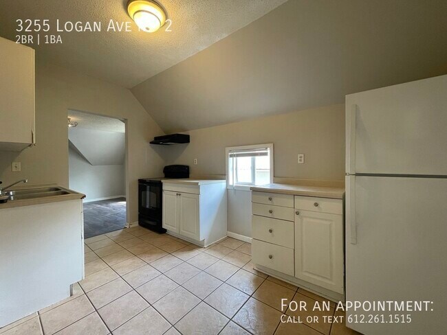 Foto del edificio - 3255 N Logan Ave