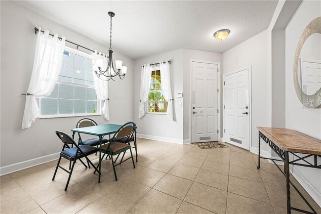 Building Photo - 8437 Nandina Dr