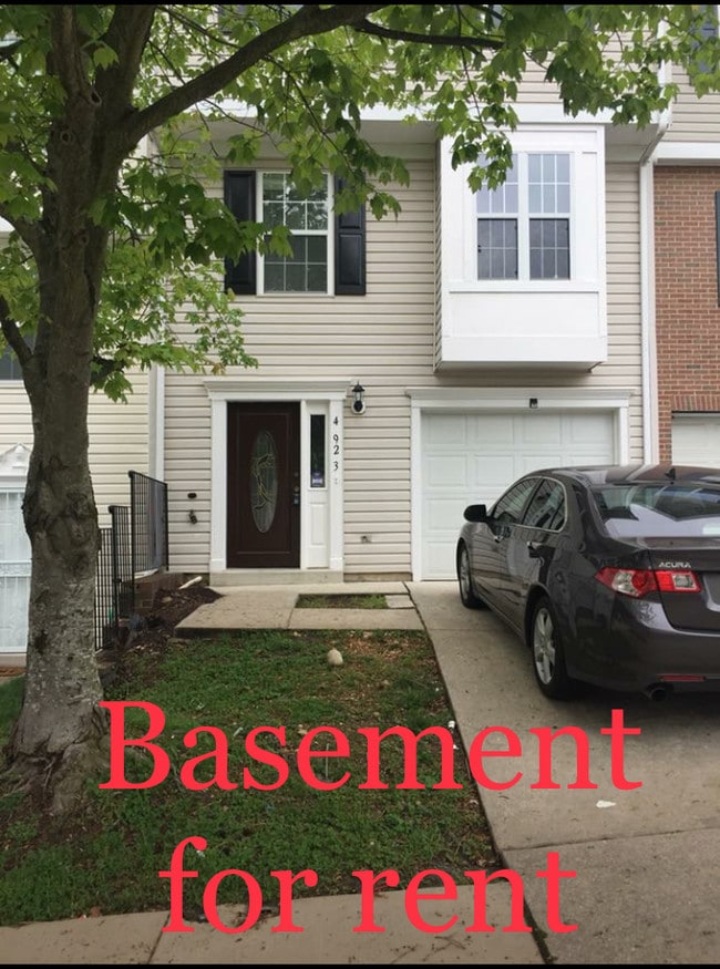 Photo - 4923 Gully Ct House