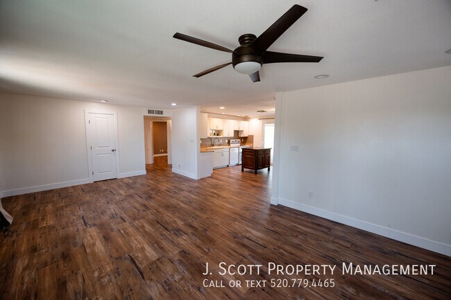 Foto del edificio - 3508 E Gelding Dr