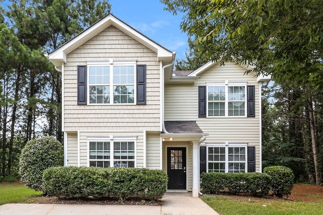 Building Photo - 2150 Ivy Ln