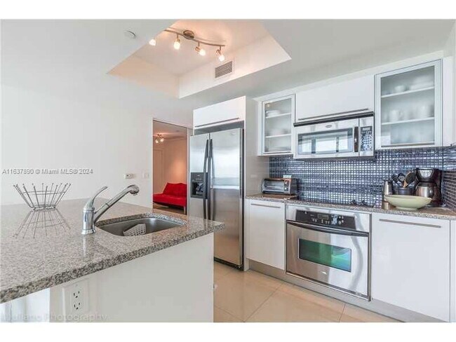 Foto del edificio - 888 Biscayne Blvd