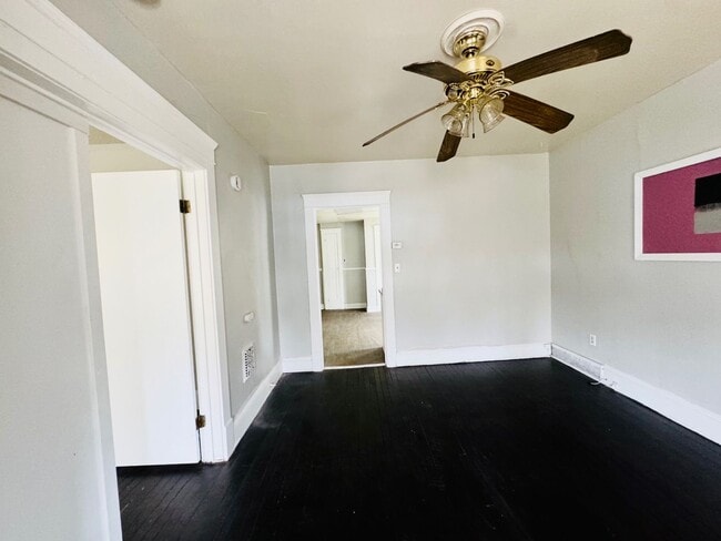 Foto del edificio - 692 E 128th St