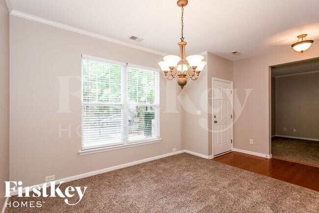 Foto del edificio - 13211 Meadowmere Road
