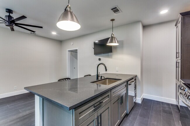 Foto del edificio - 2823 W Cantey St