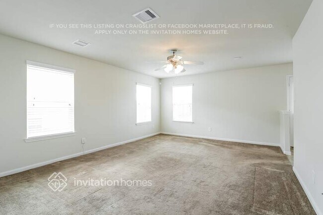 Foto del edificio - 5943 Brenwood Trails Ln