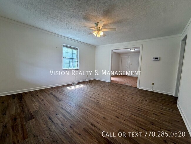 Foto del edificio - 1070 Ollie Cir NW