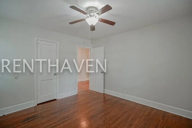 Foto del edificio - 2812 Harrison Rd
