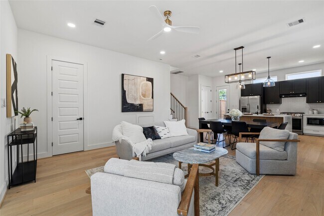 Foto del edificio - 4108 Cortlandt St