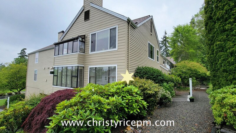 Primary Photo - 4152 Providence Point Dr SE