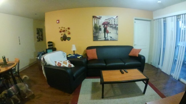Foto del edificio - 8101 Koehler Dr