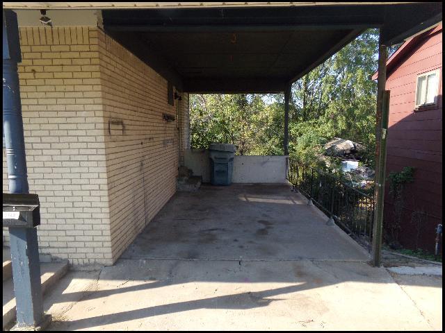 Foto del edificio - 1504 E 38th St