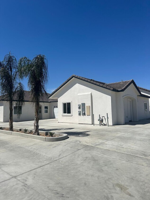 Primary Photo - 9811 Krista Vineyard Way