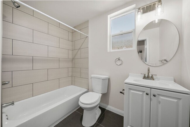 Foto del edificio - 13853 Victory Blvd