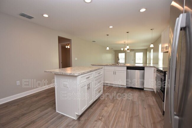 Foto del edificio - 902 N Vermont Ave