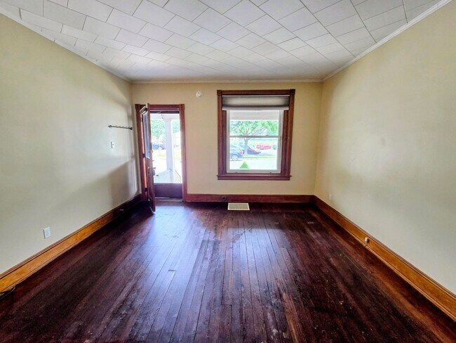 Foto del edificio - 424 E Locust St