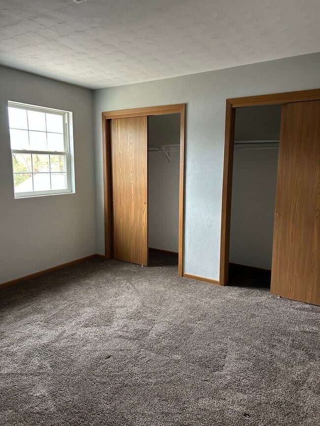 207 Ritchie Ave, Weirton, WV 26062 Townhome Rentals in Weirton WV