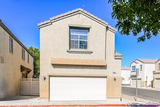 Building Photo - 6417 Pine Willows Ct