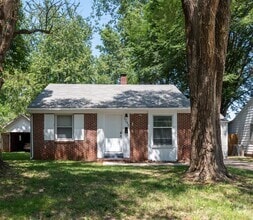 Building Photo - 1245 E Minota St