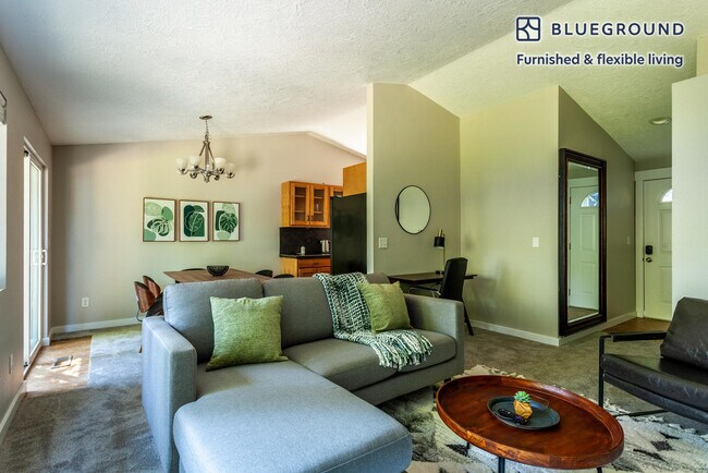 Building Photo - 21282 SW Makah Ct