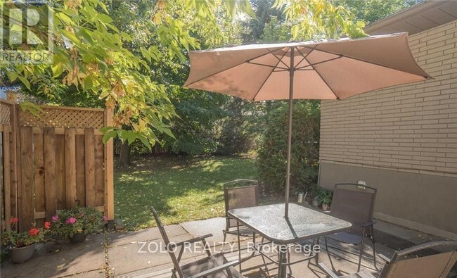 Building Photo - 3 Highcroft Rd